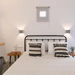 Apartamento Victoria & *