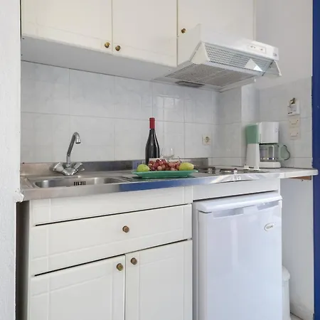 Victoria & ミクリ・ヴィグラ