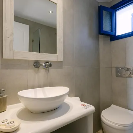 Victoria Studios&apartments *