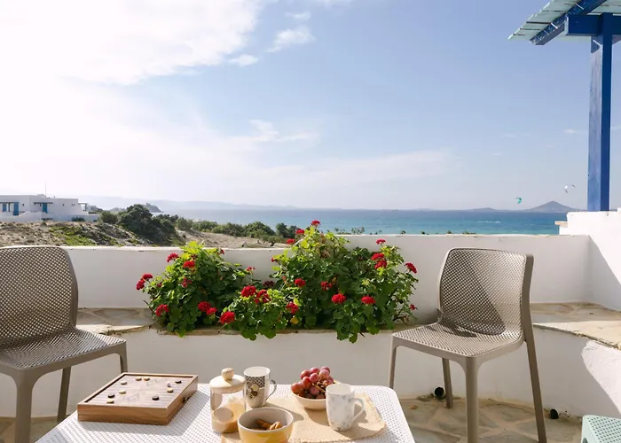 Victoria & * Mikri Vigla